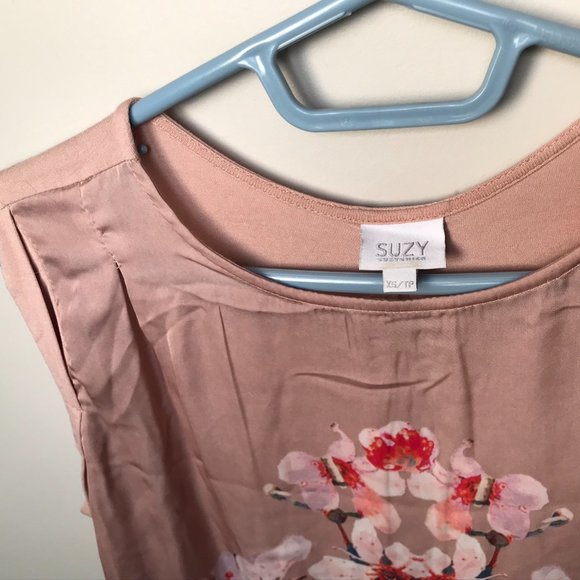 Suzy Shier | Sleeveless Blouse Size XS - Picture 3 of 7